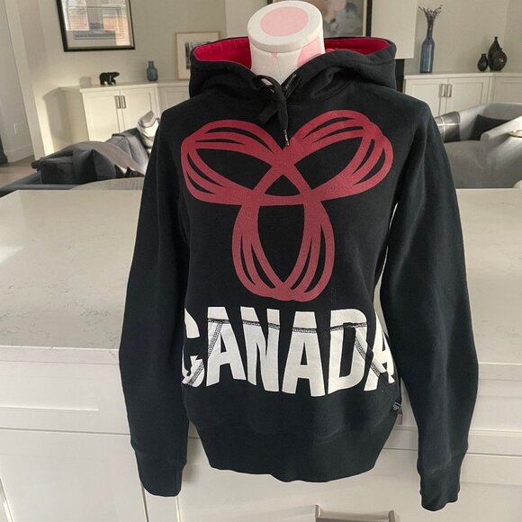 Aritzia TNA Cozy Fleece Cotton Poly Blend Hoodie Kanga Pocket Blk Red Wht Sz M - Picture 1 of 10